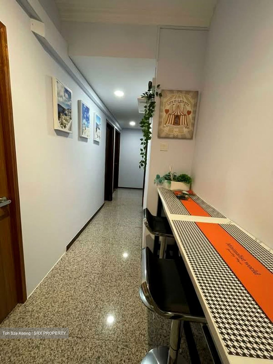 Stratford Court (D16), Condominium #557275821
